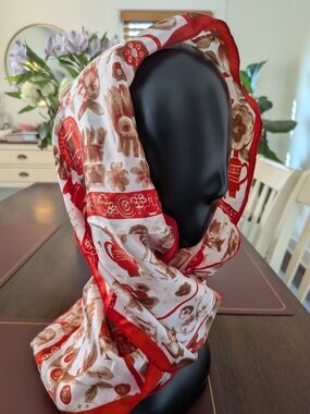 Red & Cream Floral Pattern Lightweight Scarf